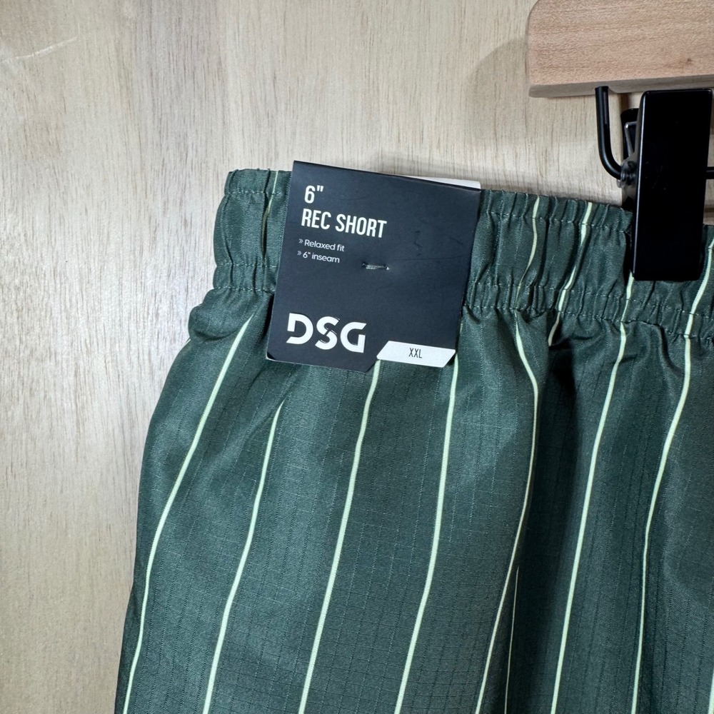DSG Men's XXL Green‎ Stripe 6 Inch Inseam Relaxed Fit Rec Shorts NWT - Picture 3 of 9
